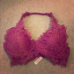 Super cute purple lace bralette, lightly lined!